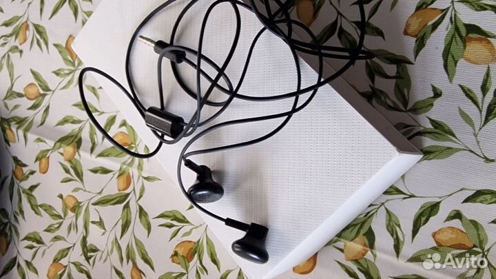 Проводные наушники Nokia