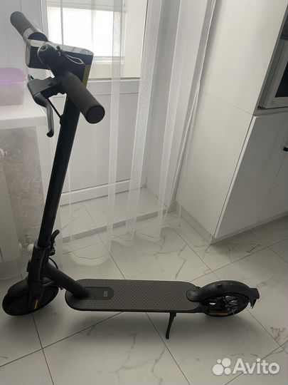 Электросамокат MI electric scooter essential