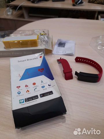 Фитнес браслет