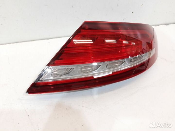 Фонарь задний правый Mercedes-Benz C-Class Coupe
