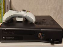 Приставка Xbox 360 + 8 игр