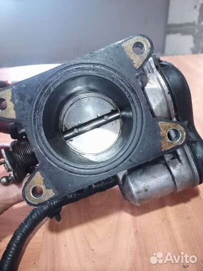 Дроссельная заслонка Мерседес w202