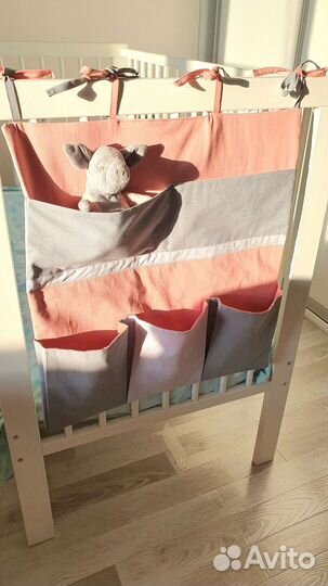 Кармашки на кроватку подвесные