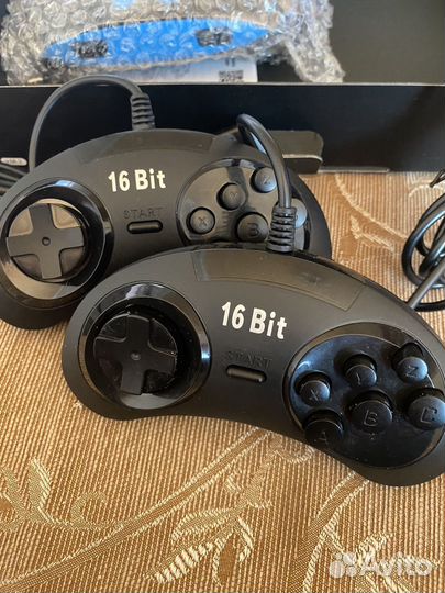 Игровая приставка Titan новая