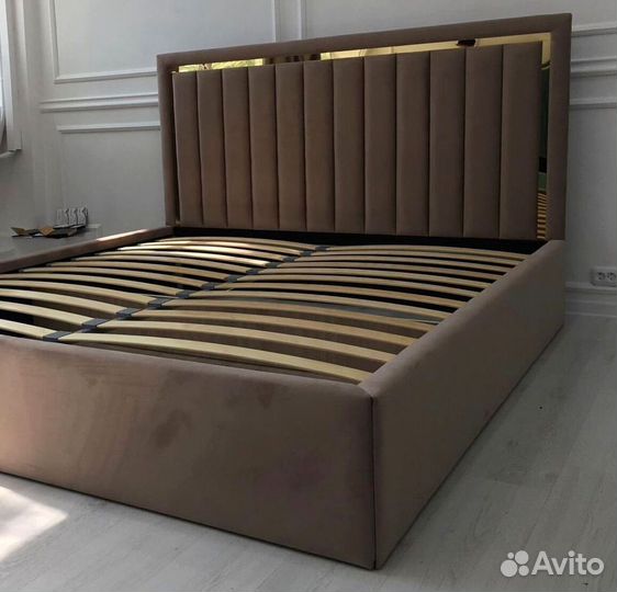 Кровать двухспальная на заказ