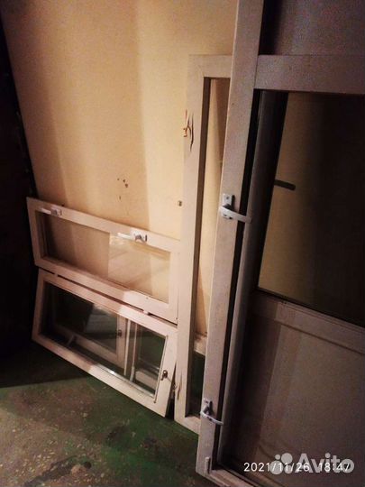 Комнатные окна двери