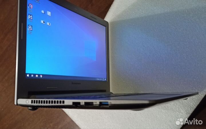 Ультрабук i3 4030U/ 8 гб/256 Гб SSD/HD 4400 1Gb