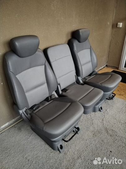 Сиденья третий ряд Hyundai grand starex