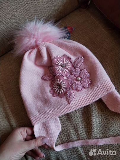 Шапка для девочки новая
