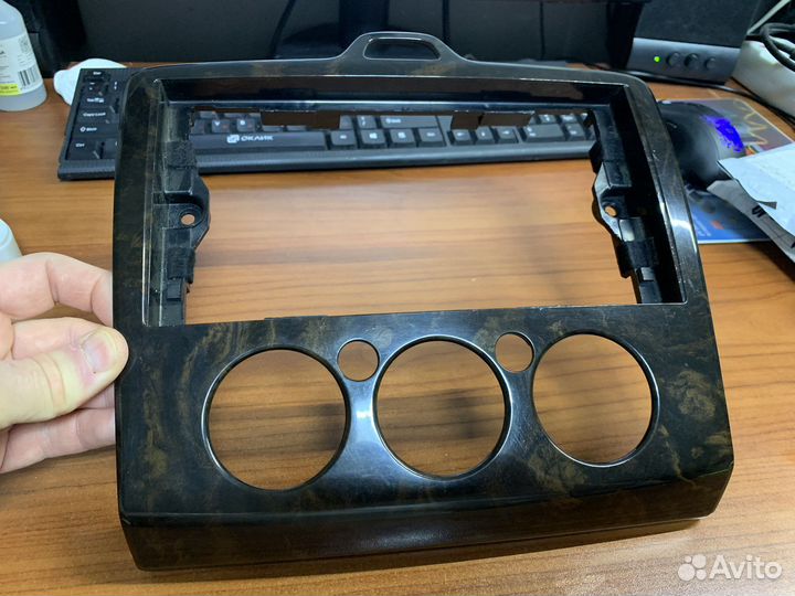 Рамка магнитолы ford focus 2
