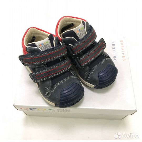 Кроссовки детские Geox