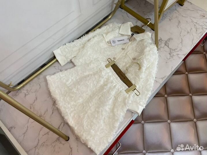 Нарядное платье