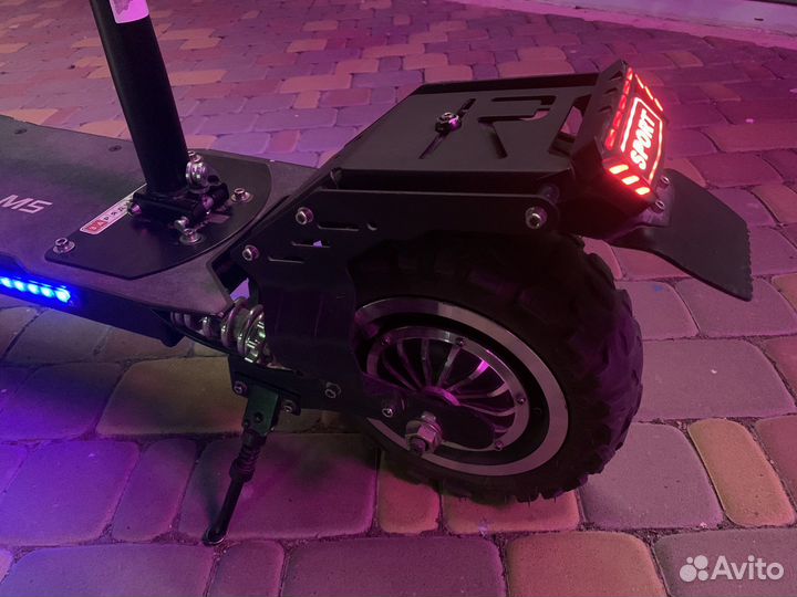 Электросамокат Kugo m5