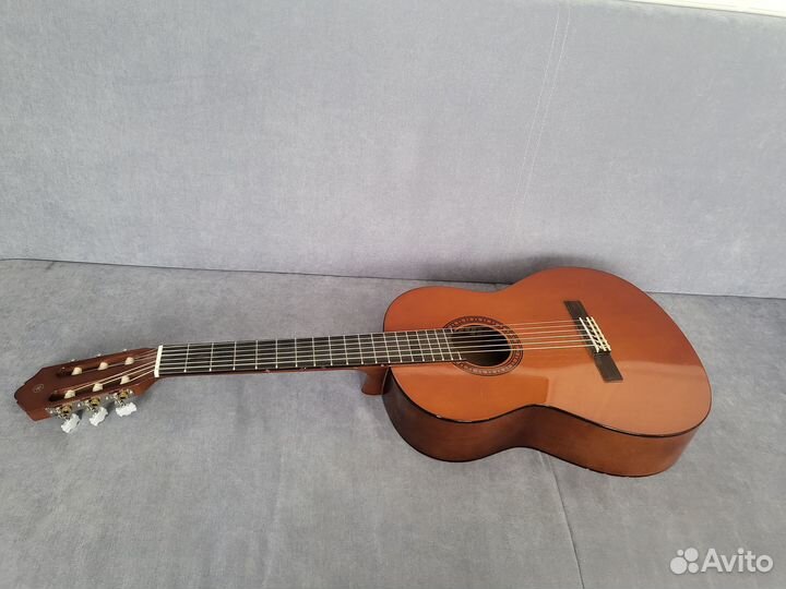 Классическая гитара Yamaha c40 детская 1/2