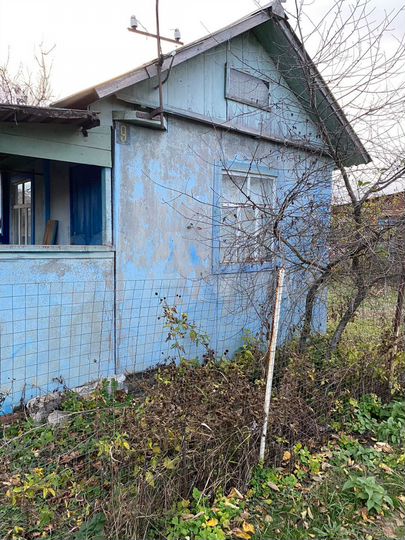 Дача 15 м² на участке 10 сот.