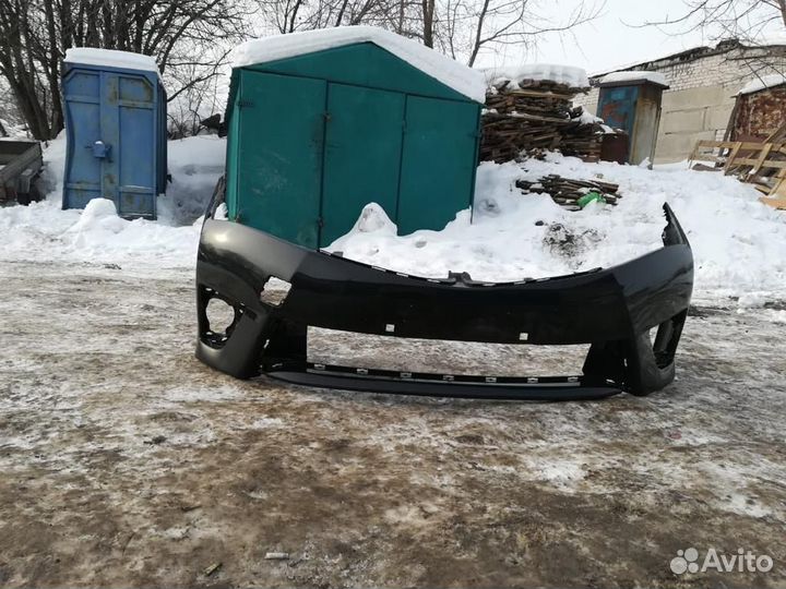 Продам бампер toyota corolla