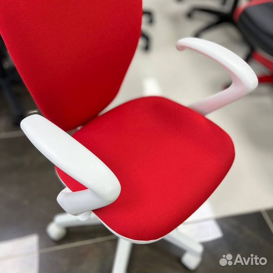 Компьютерное кресло KD-W10axsn (цвета)