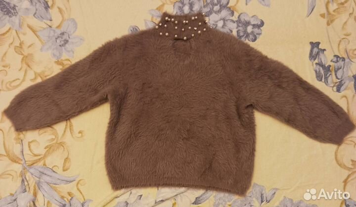 Свитер женский Love Republic