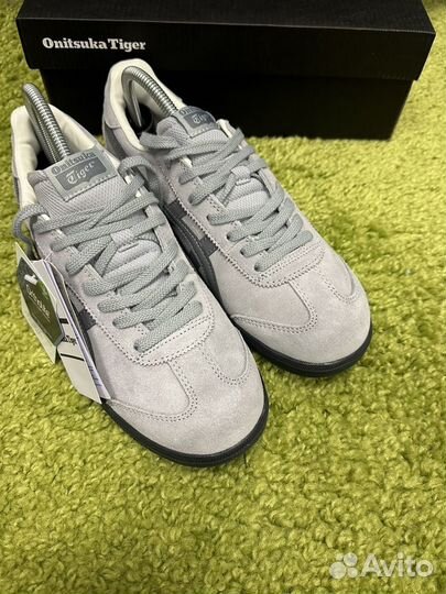 Onitsuka tiger grey