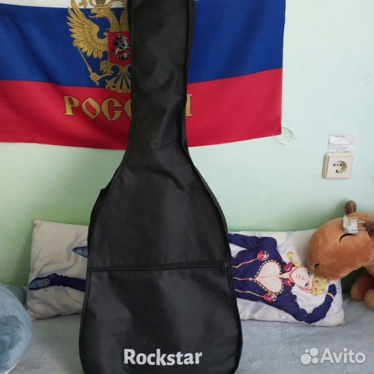 Акустическая гитара