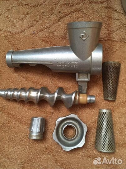 Кухонные принадлежности и столовые приборы СССР