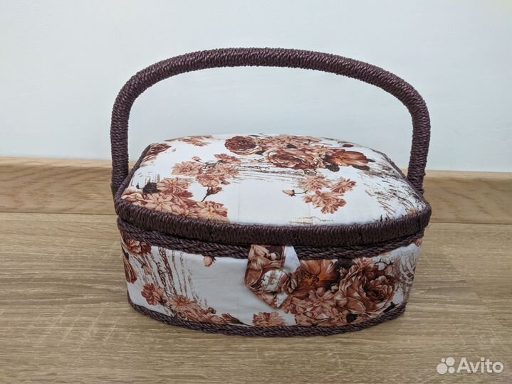 Шкатулка для рукоделия и шитья