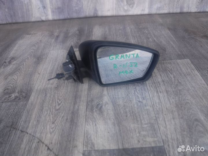 Зеркало правое №52 LADA Granta 2019