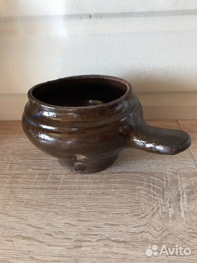 Старинная корчага