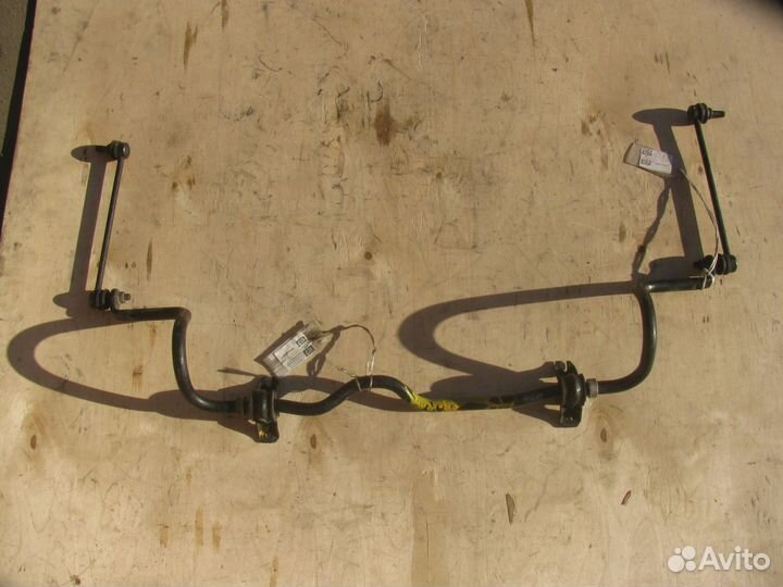 Стабилизатор передний задний Nissan Juke YF15