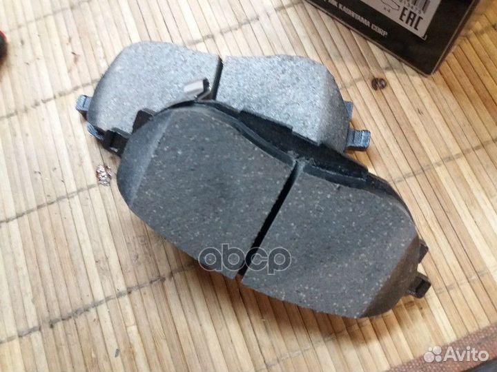 Колодки тормозные передние с дат. D2330MH Kashi