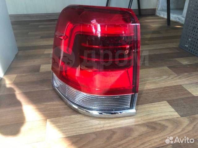 Стоп-сигнал задний левый Toyota Land Cruiser 200