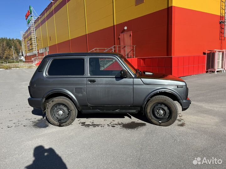 LADA 4x4 (Нива) 1.7 МТ, 2015, 140 000 км