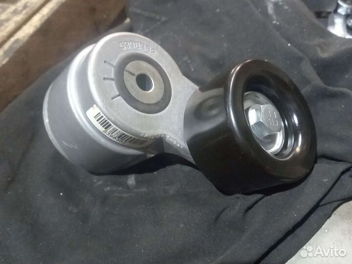 Новый натяжитель ремня газ Cummins