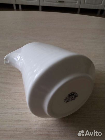 Посуда Молочник