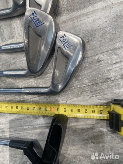 Клюшки (5 шт.) для гольфа