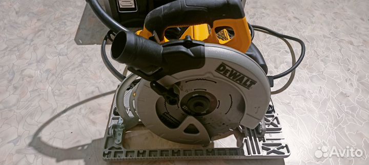 Пила дисковая dewalt DWE576K-QS