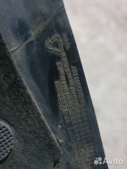 Подкрылок передний правый Volvo S60 B4164T