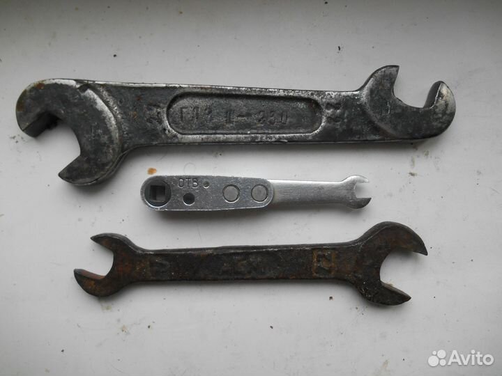 Ключи гаечные старинные