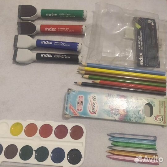 Акварель Краски Карандаши Маркеры для доски