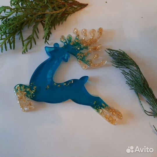 Новогодние игрушки из эпоксидной смолы