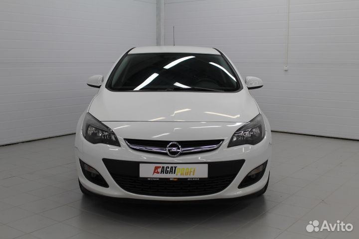 Opel Astra, 2014