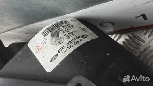 Фара правая ford S-MAX (EDN24MU01)