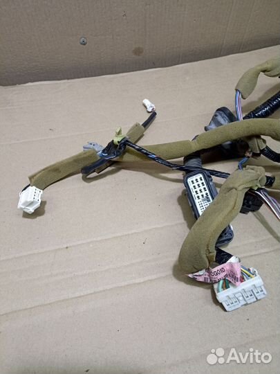 Проводка двери передней левой Infiniti FX35