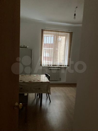 2-к. квартира, 68 м², 3/5 эт.