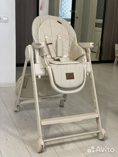 Стульчик для кормления happy baby berny lux