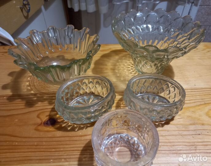 Бокалы, графин, пепельницы