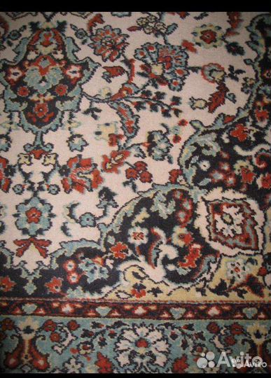 Ковер шерстяной