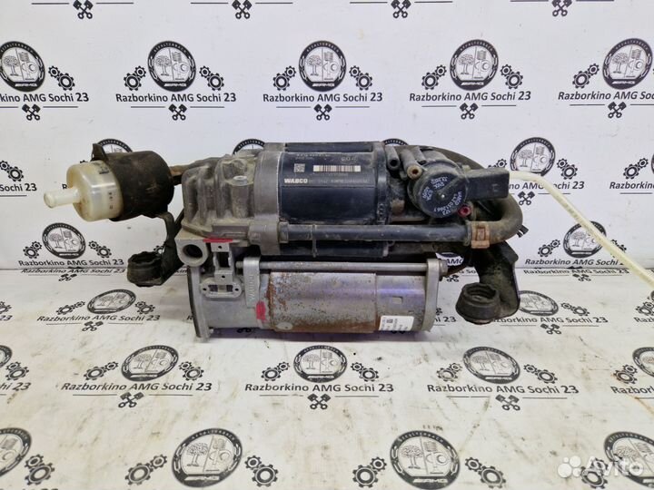 Компрессор пневмоподвески Mercedes W212 W218