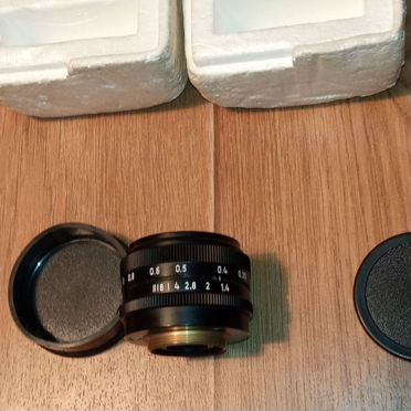 Carl Zeiss Jena Tevidon 1.4/25mm