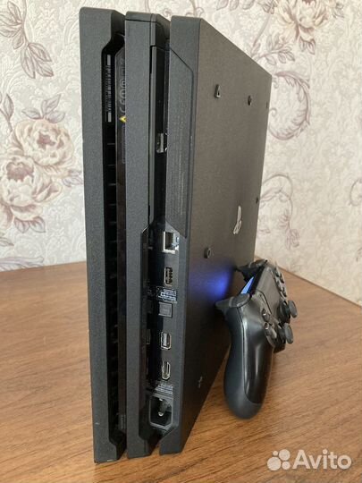 Sony playstation 4 PS4 pro 1tb